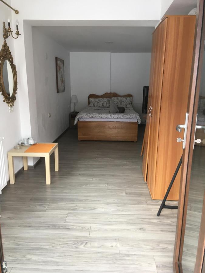 Appartamento Fantasy Terasa Braşov Esterno foto